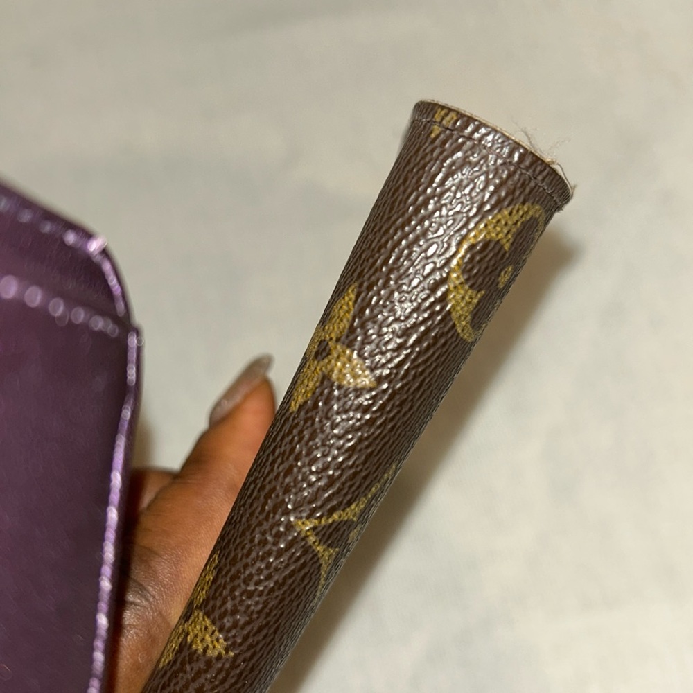 Authentic LOUIS VUITTON Monogram long wallet - Picture 4 of 17